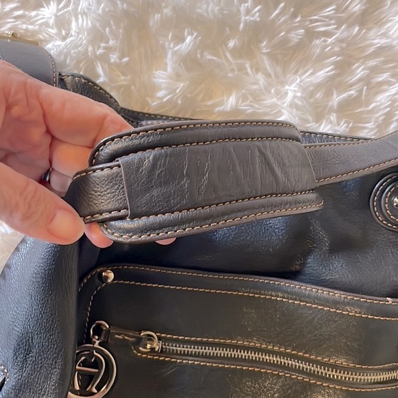 Etienne Aigner Slouchy soft leather bag - Picture 7 of 10